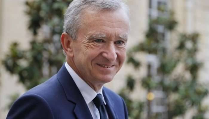 Bernard Jean Étienne Arnault (R), chairman and chief executive of